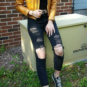 Carmar Black Destroyed Jeans